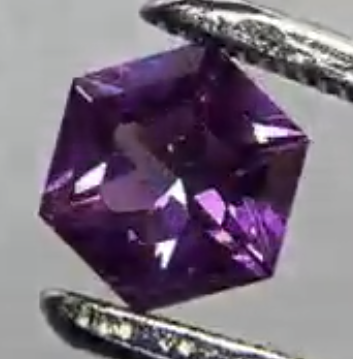 Lab Sapphire — Color Change (Purple to Pink)